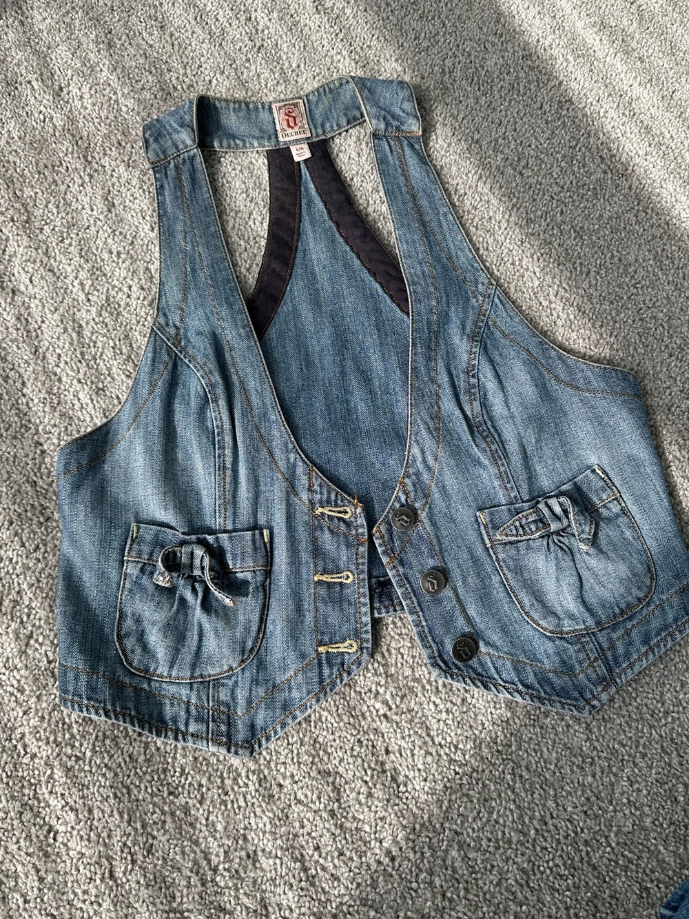 Denim vest. Size large